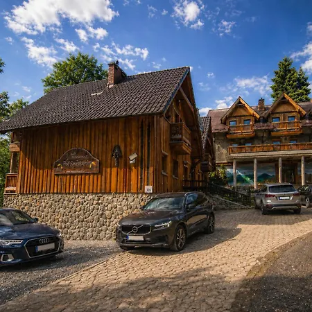 - Pod Smerkami Chalet Szklarska Poreba
