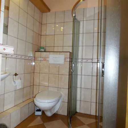 - Pod Smerkami 샬레