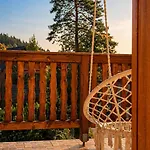 - Pod Smerkami Chalet Szklarska Poreba